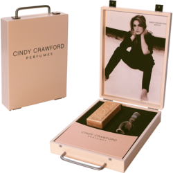 lackierter Koffer mit Schaustoffeinsatz zur Präsentation von Parfüm der Marke 'CINDY CRAWFORD'